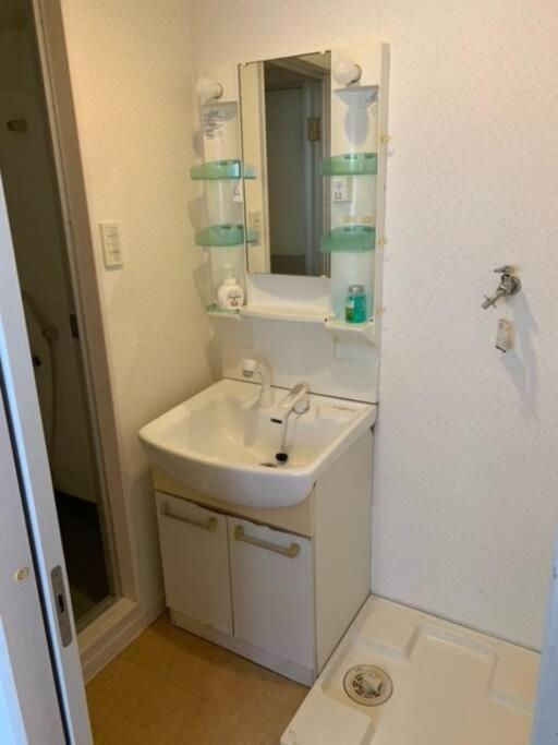 Large Room By Kuromon Market Osaka Exterior photo